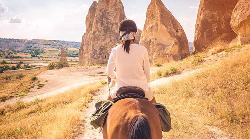 Kapadokya Ve Peri Bacaları Turu | 1 Gece Konaklamalı | İstanbul, Kocaeli ve Sakarya Hareketli