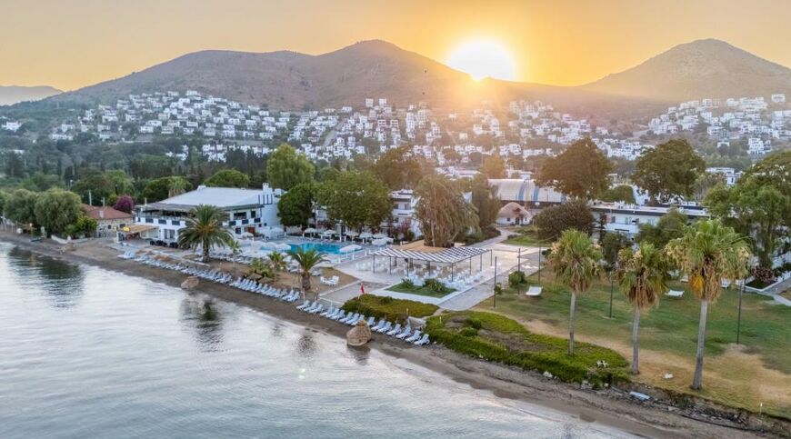 Luna Beach Hotel Bodrum 3 Gece Konaklamalı