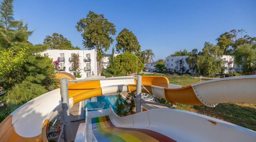 Luna Beach Hotel Bodrum 3 Gece Konaklamalı