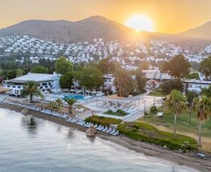 Luna Beach Hotel Bodrum 4 Gece Konaklamalı