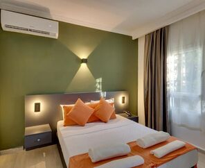 Leo Beach Hotel +16 Bodrum 4 Gece Konaklamalı