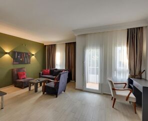 Leo Beach Hotel +16 Bodrum 4 Gece Konaklamalı